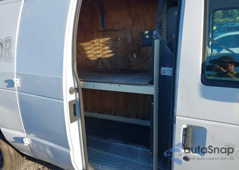 2010 Ford E-150 Commercial/Recreational z USA, uszkodzony, nr VIN 1FTNE1EW8ADA16208